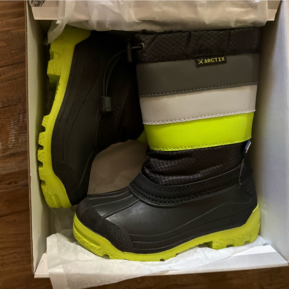 Arctix Lime Toddler Patrol Boots Unisex